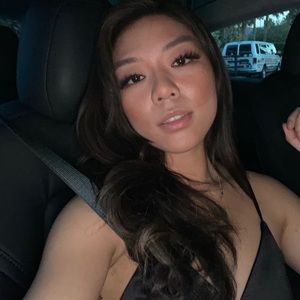 meet your posher , chopstiiix ( or Sky ) 🥢